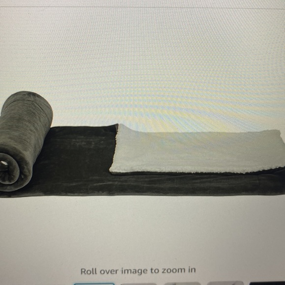 Amazon Basics Sherpa Throw - Picture 8 of 9